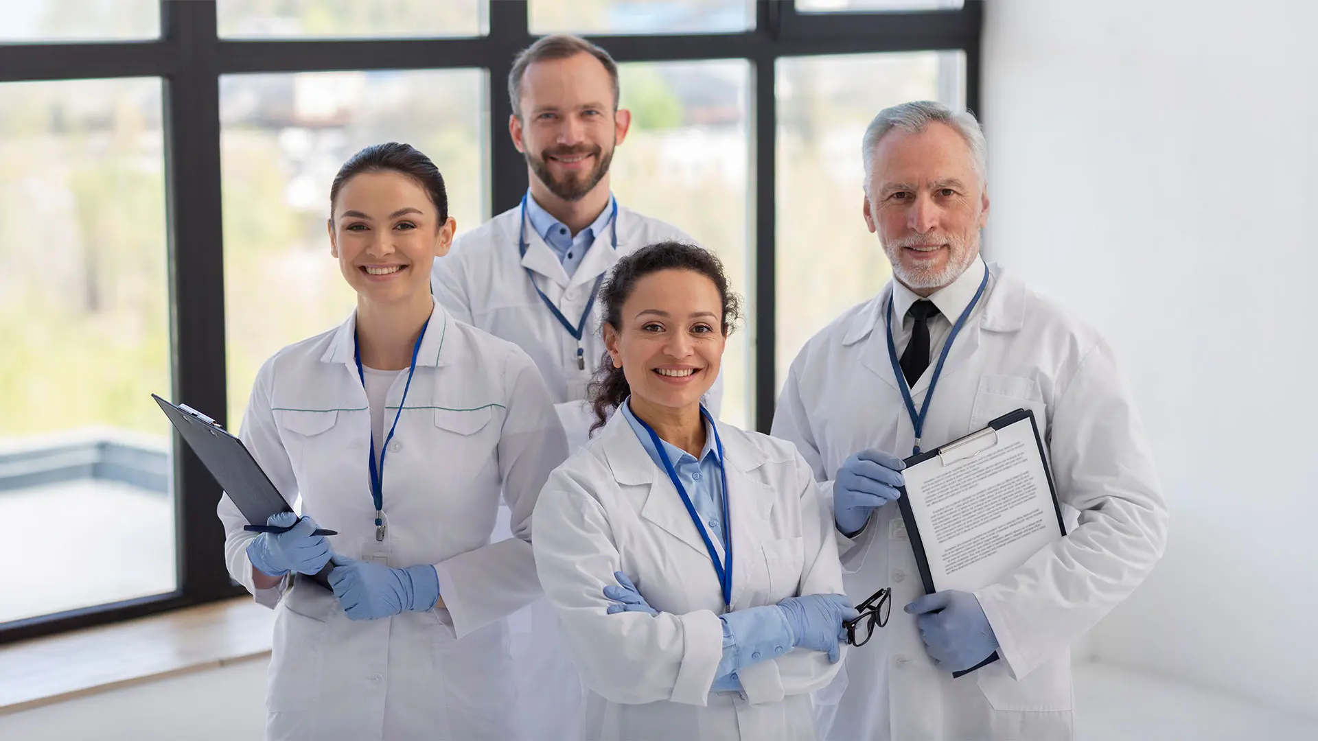 CLINICA-RISARALDA-DOCTORES